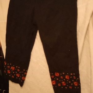 Women's plus size capri pants